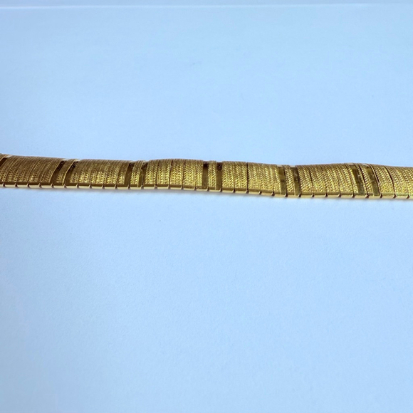 Estate 14K Solid Yellow Gold 10.5mm Rounded Omega Link Bracelet Italy Vintage - Picture 6 of 12